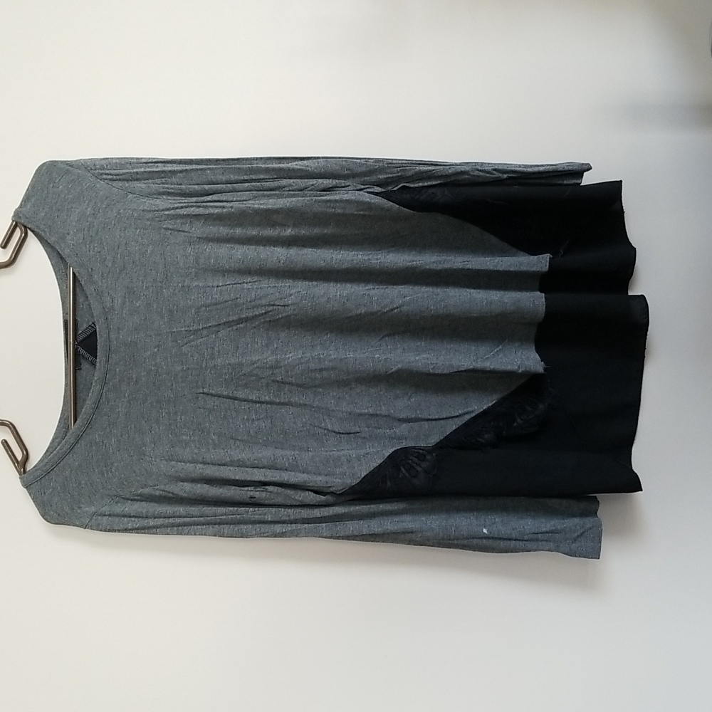 Kim & Cami shirt sz LG